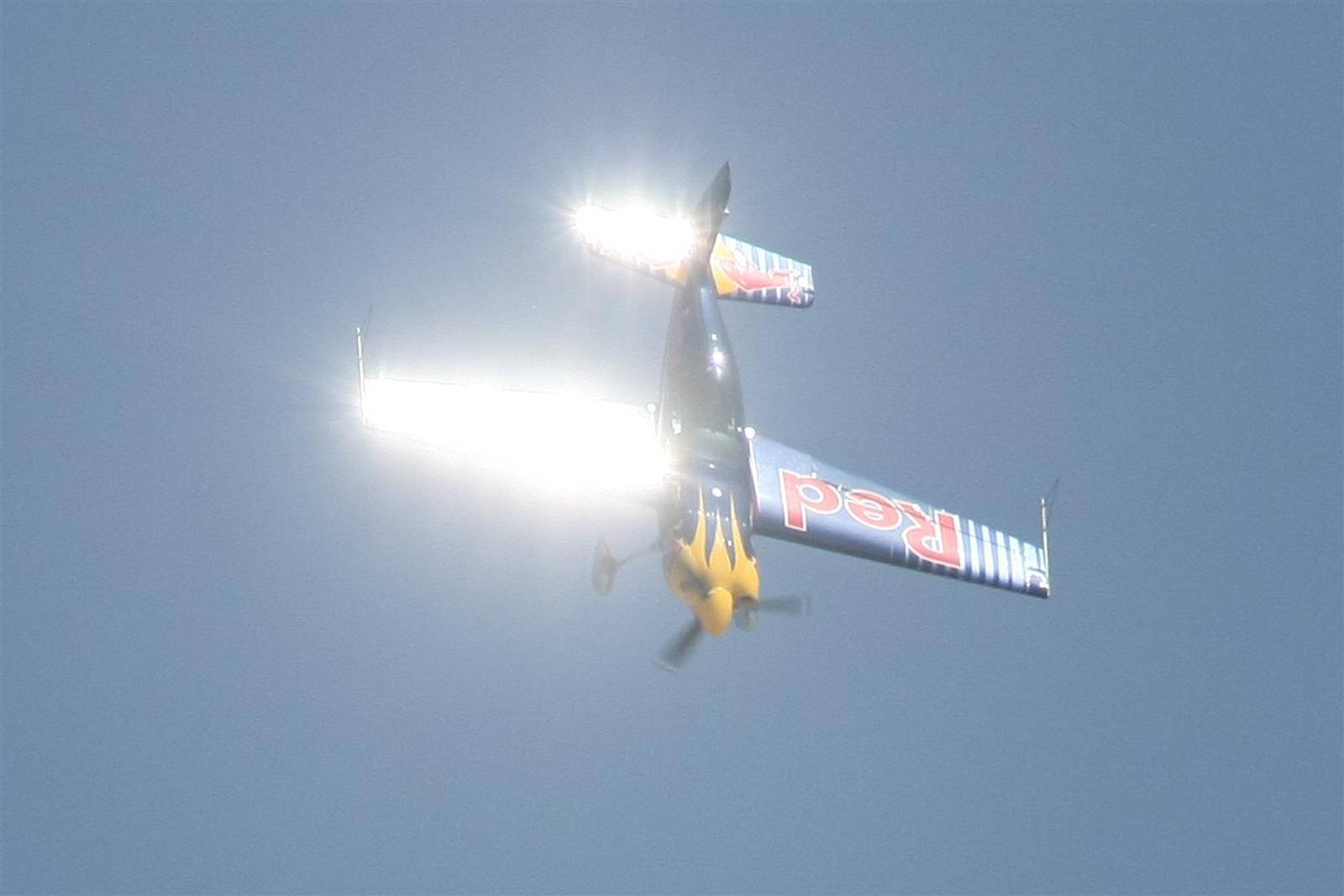 Kecskemét repülőnap 2013 - Corvus Racer - Besenyei Péter