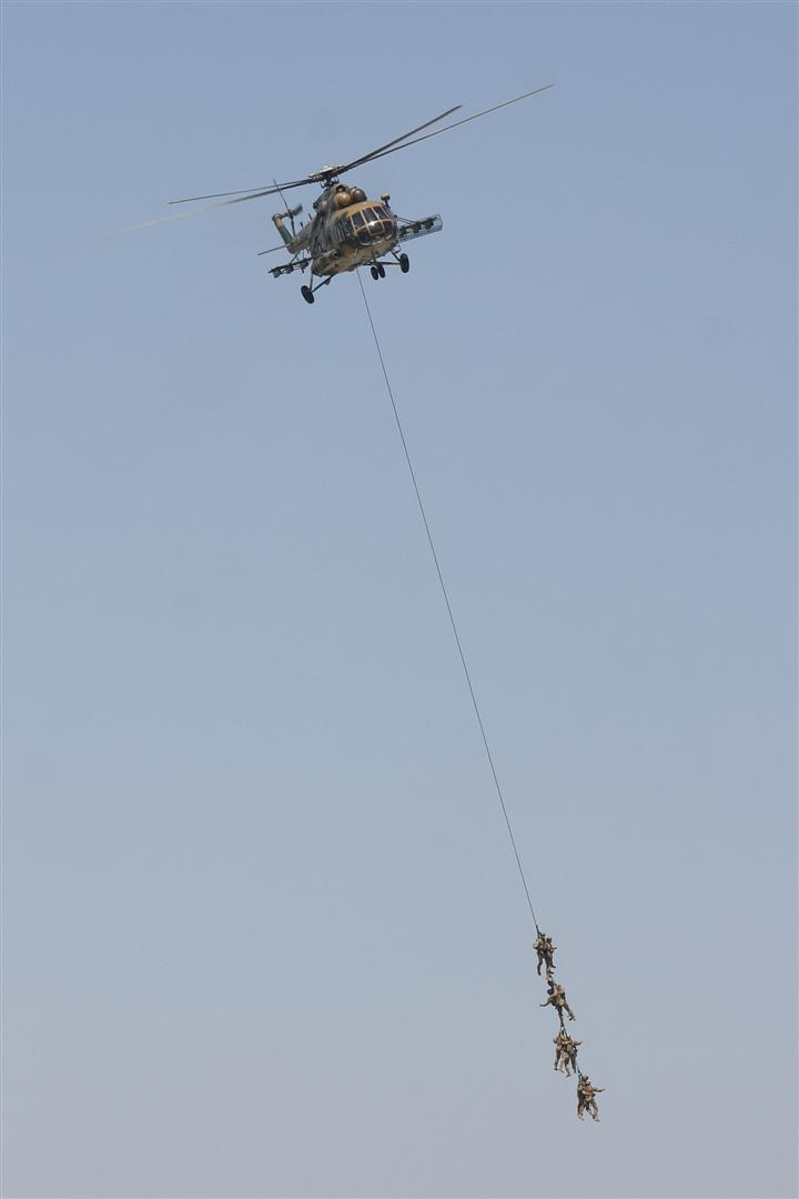 Kecskemét repülőnap 2013 - MI-17 Magyarország