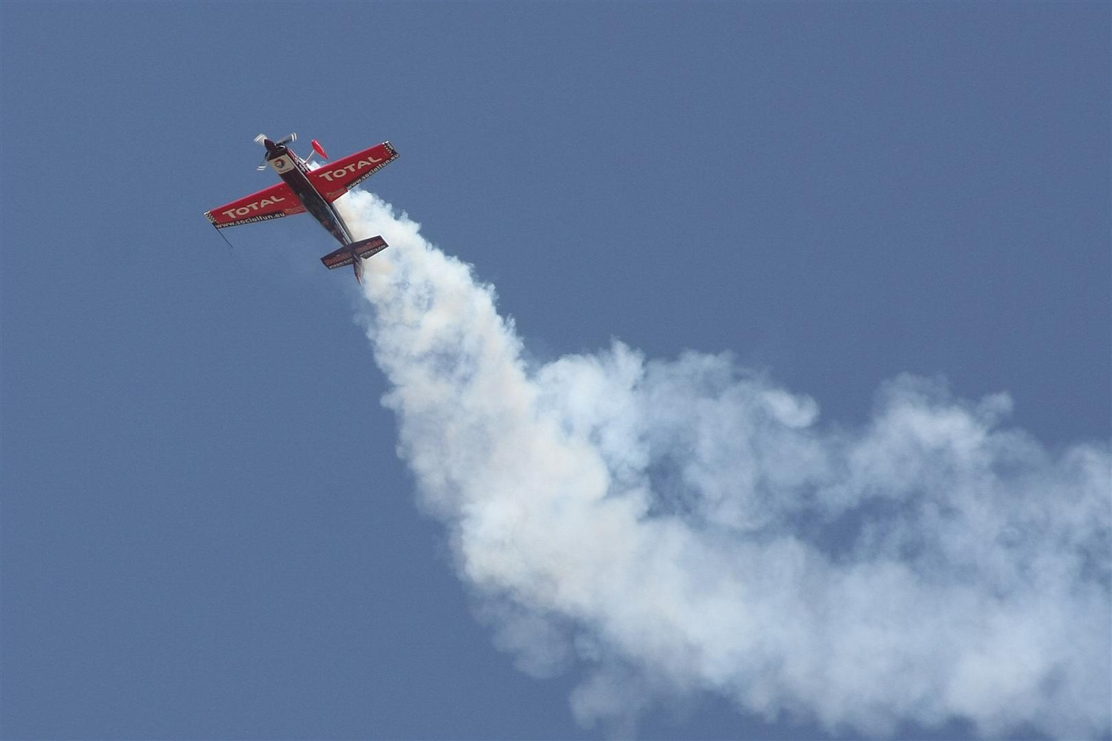 Kecskemét repülőnap 2013 - Nádas Tamás Edge-540T Magyarország