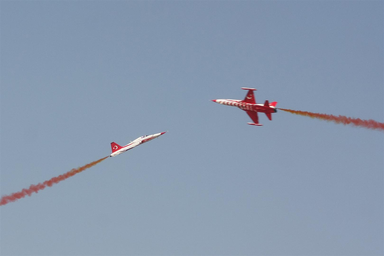 Kecskemét repülőnap 2013 - Török Csillagok NF-5A/B Törökország