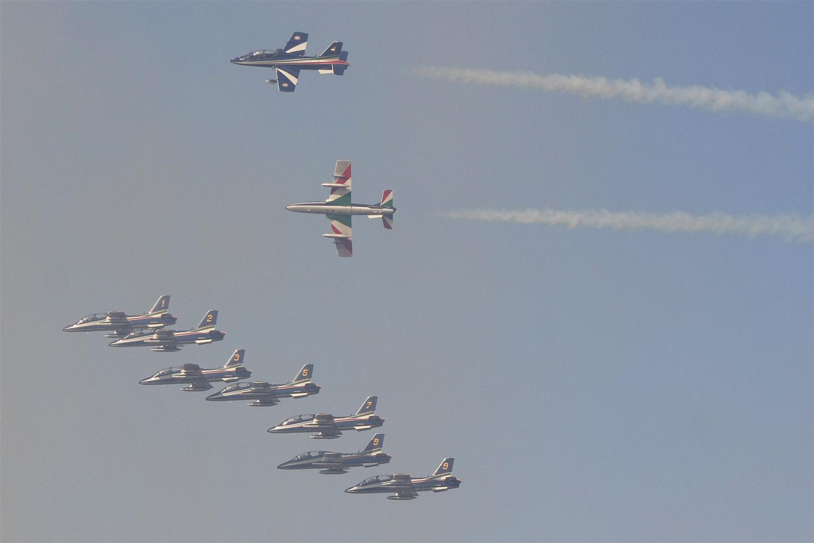 Kecskemét repülőnap 2013 - Frecce Tricolori MB-339 Olaszország