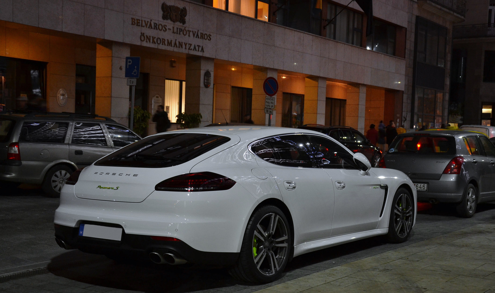 Porsche Panamera S Hybrid