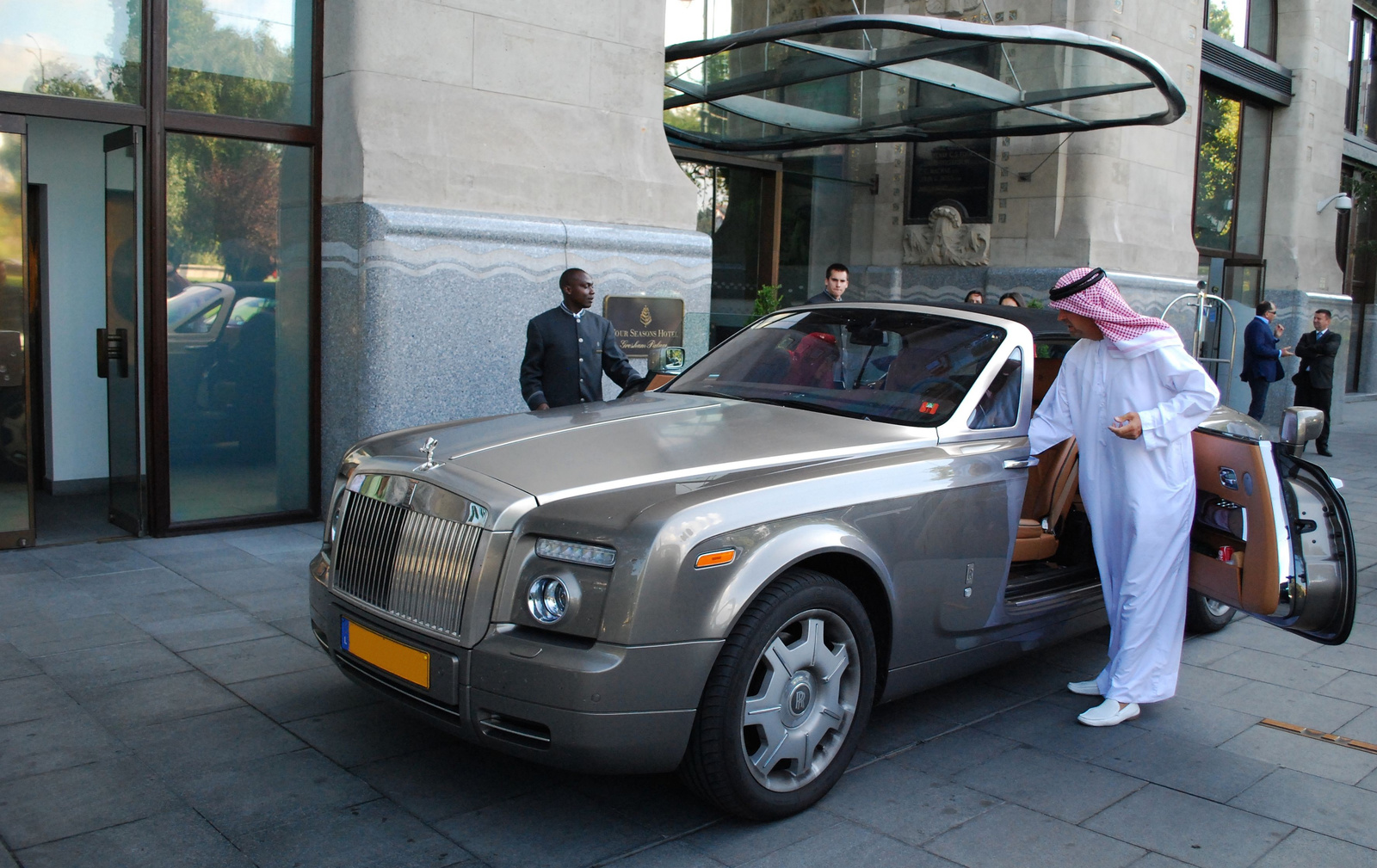 Rolls Royce Phantom Drophead Coupe