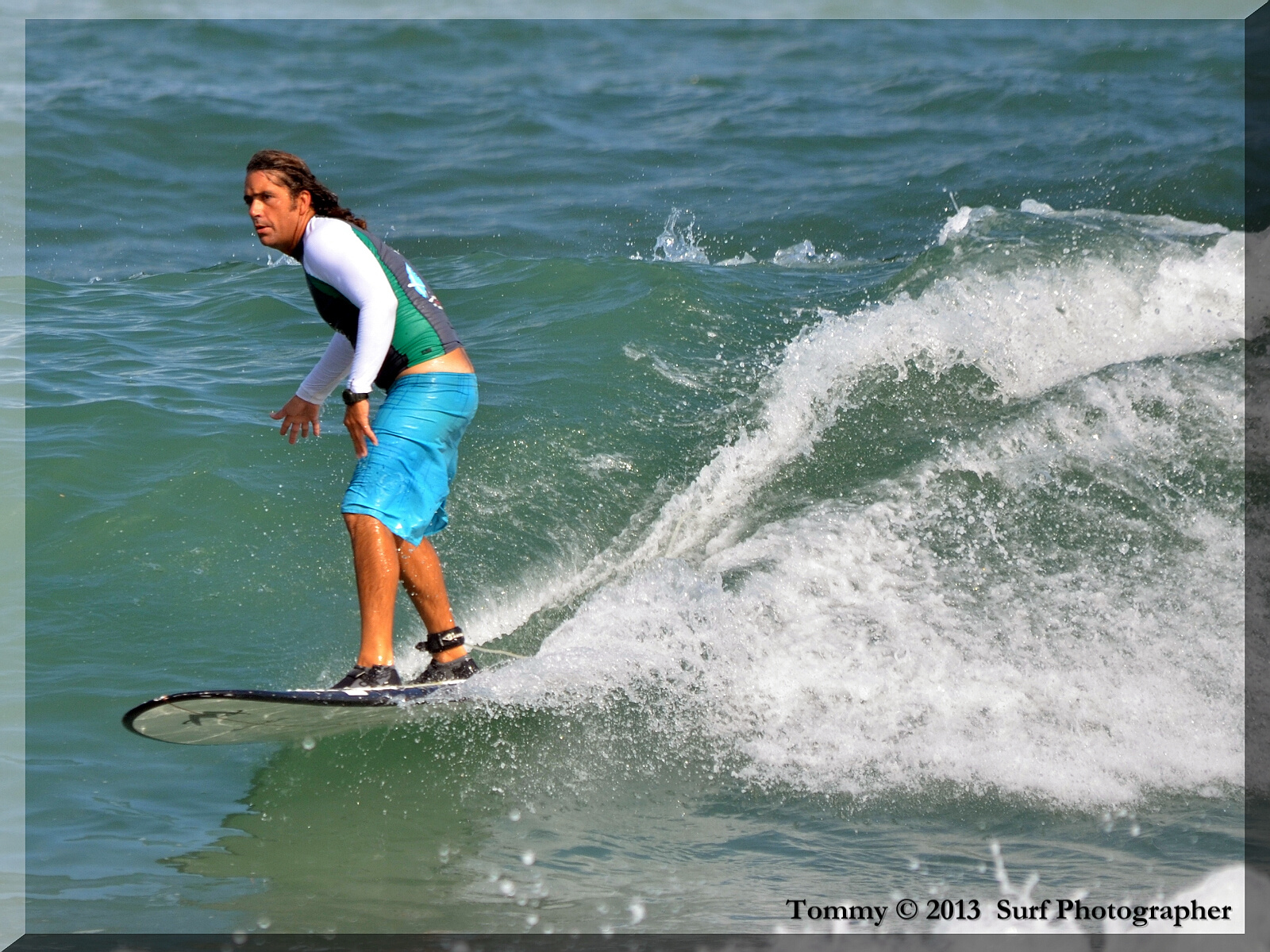 Surfing (4)