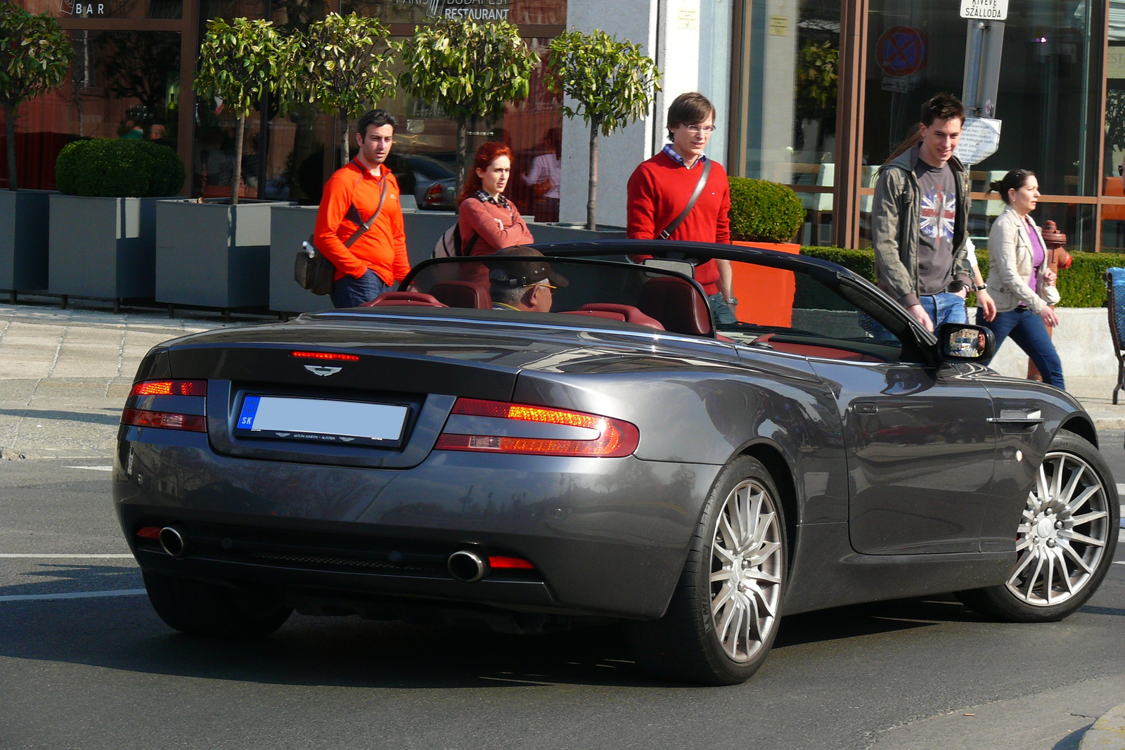 Aston Martin DB9 Volante