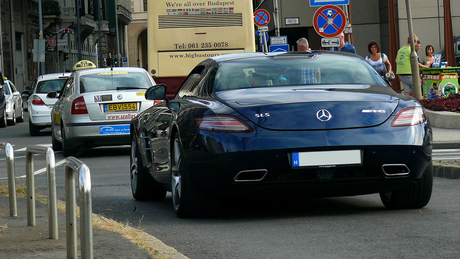 Mercedes SLS AMG