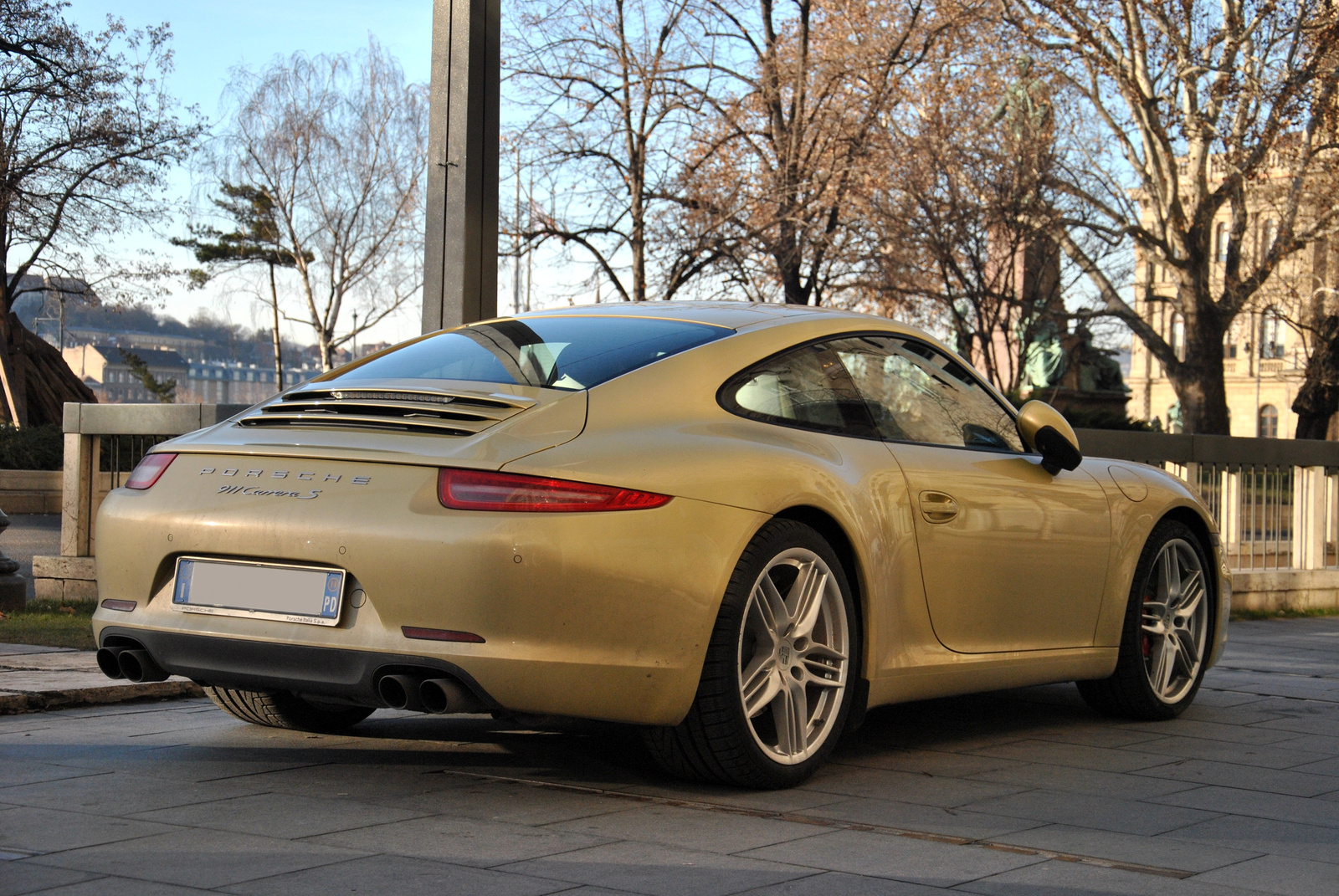 Porsche 911 Carrera S (991)