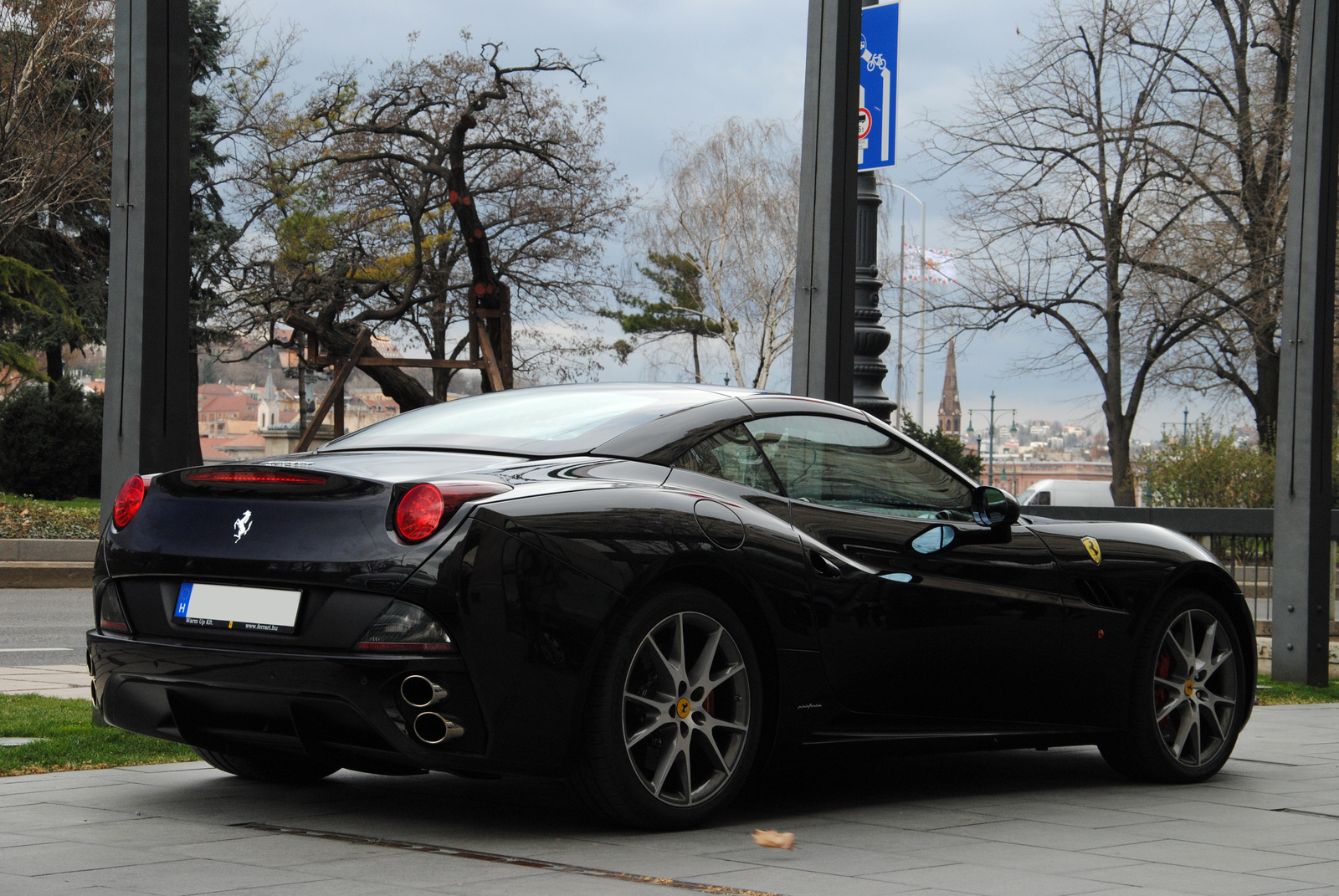 Ferrari California