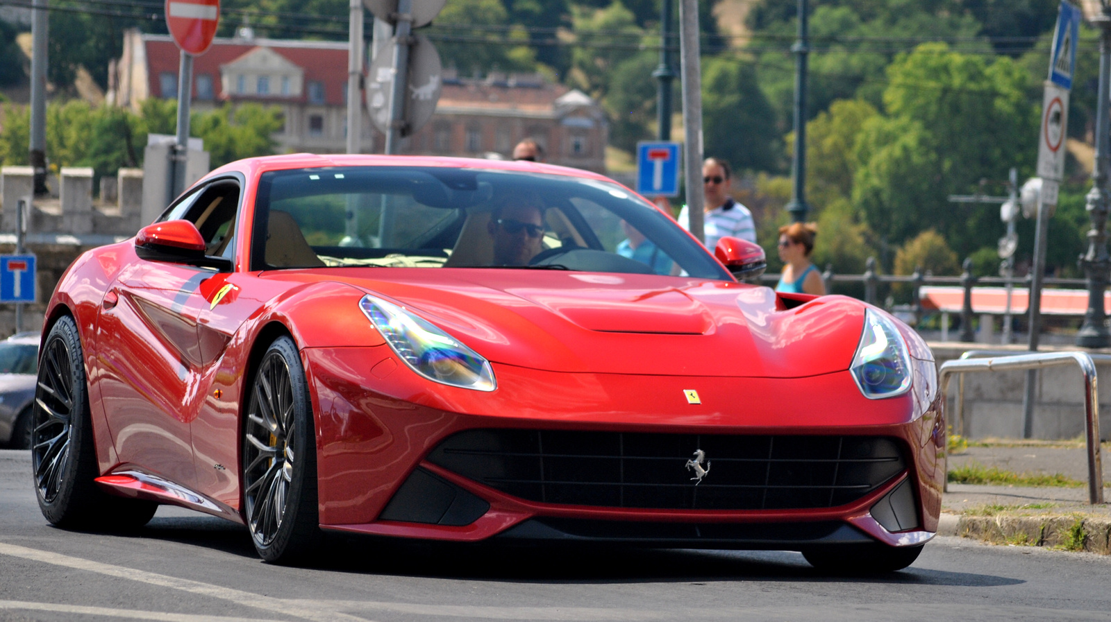 Ferrari F12berlinetta