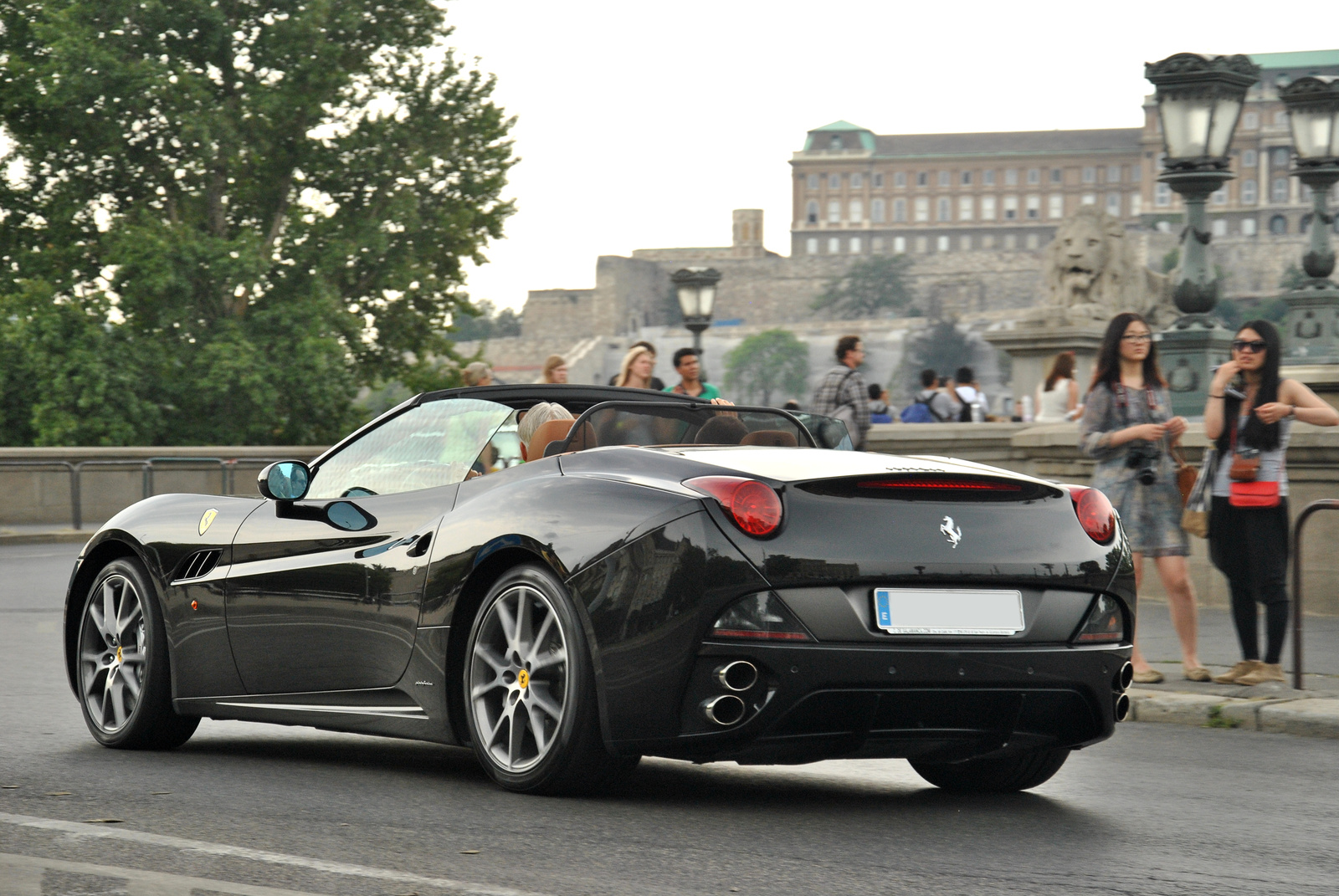 Ferrari California