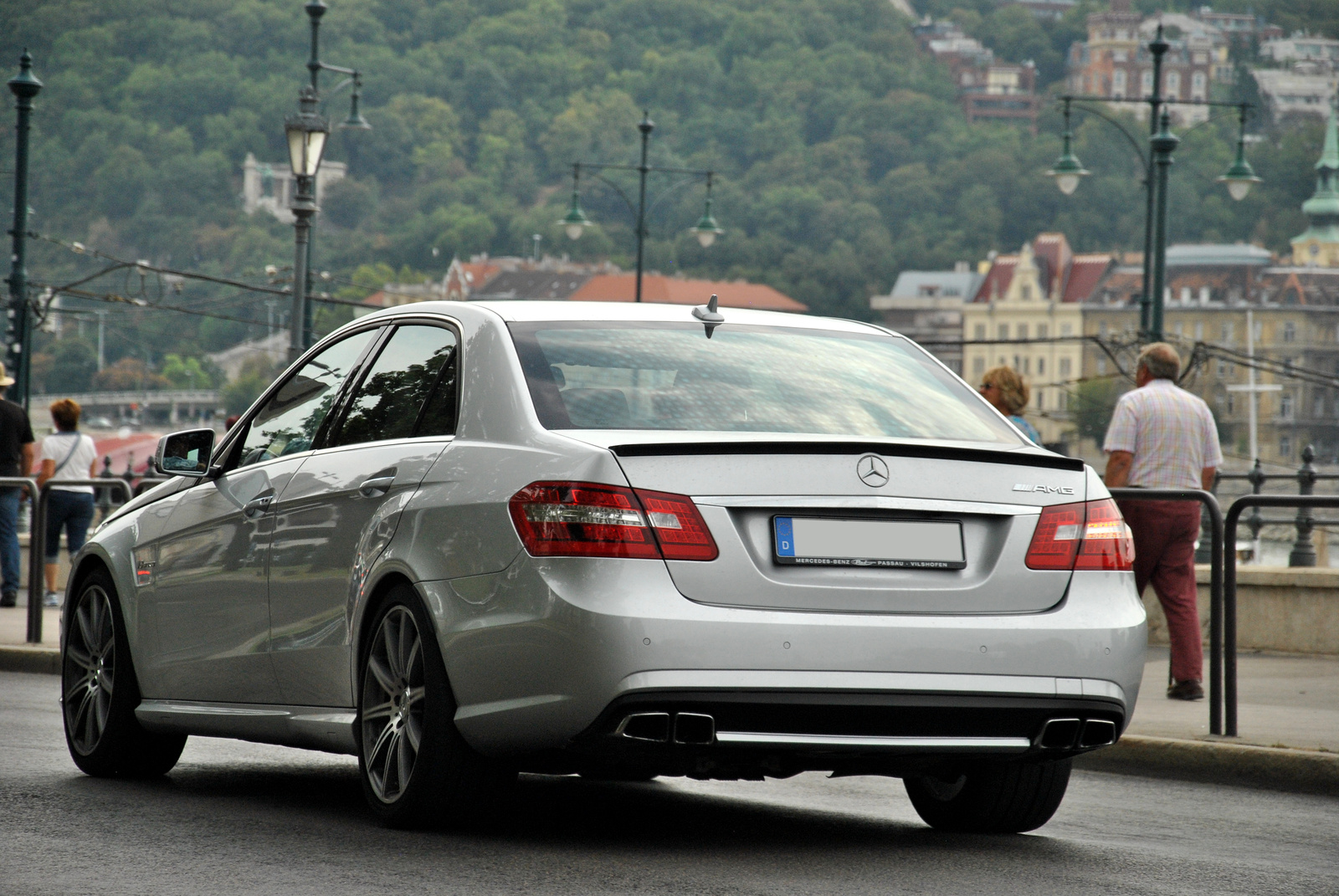 Mercedes-Benz E63 AMG