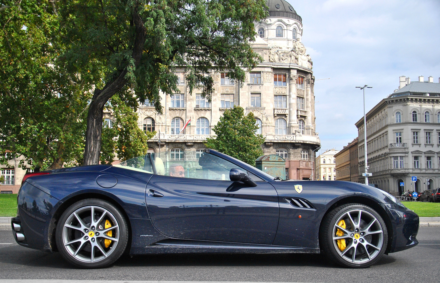 Ferrari California