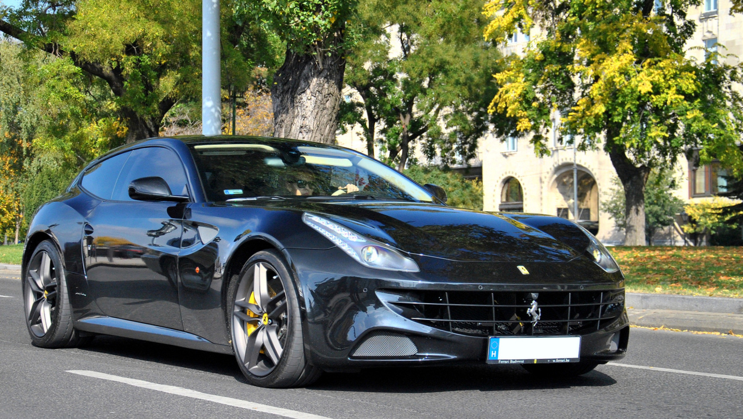 Ferrari FF