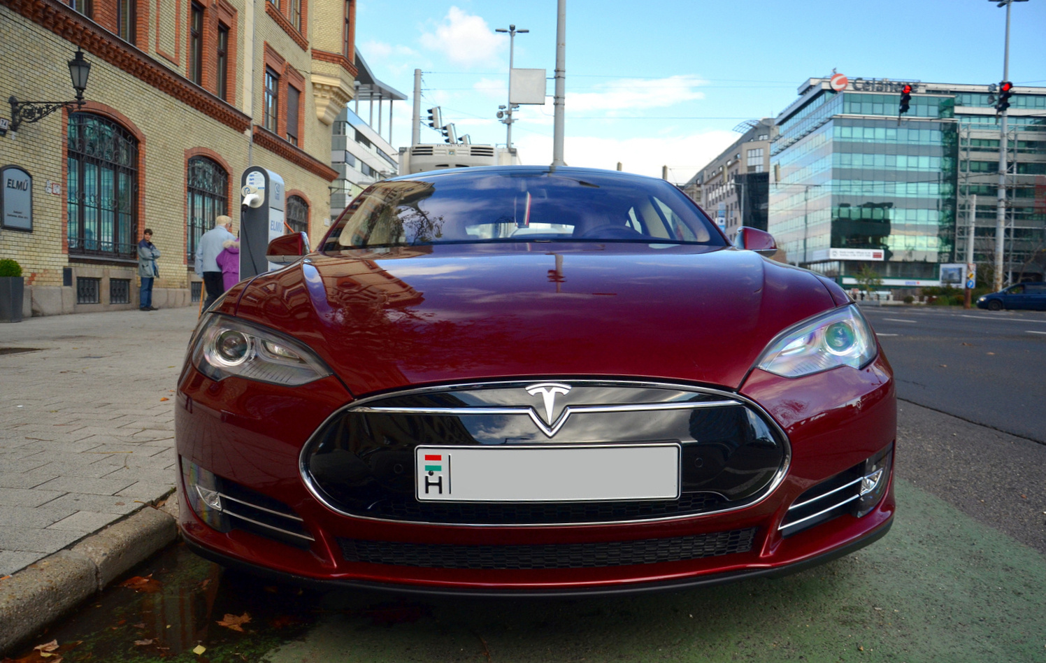 Tesla Model S Signature Edition