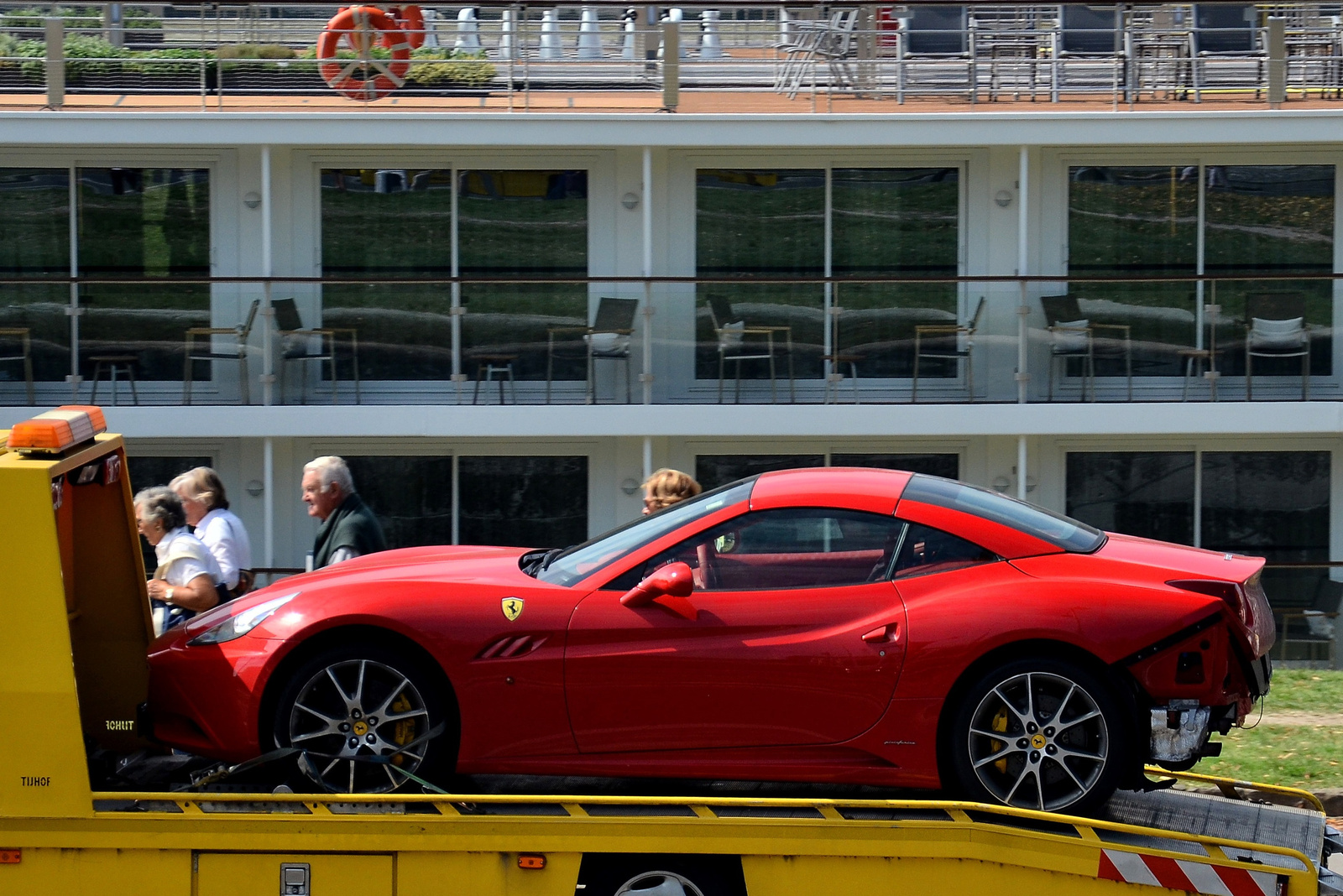 Ferrari California