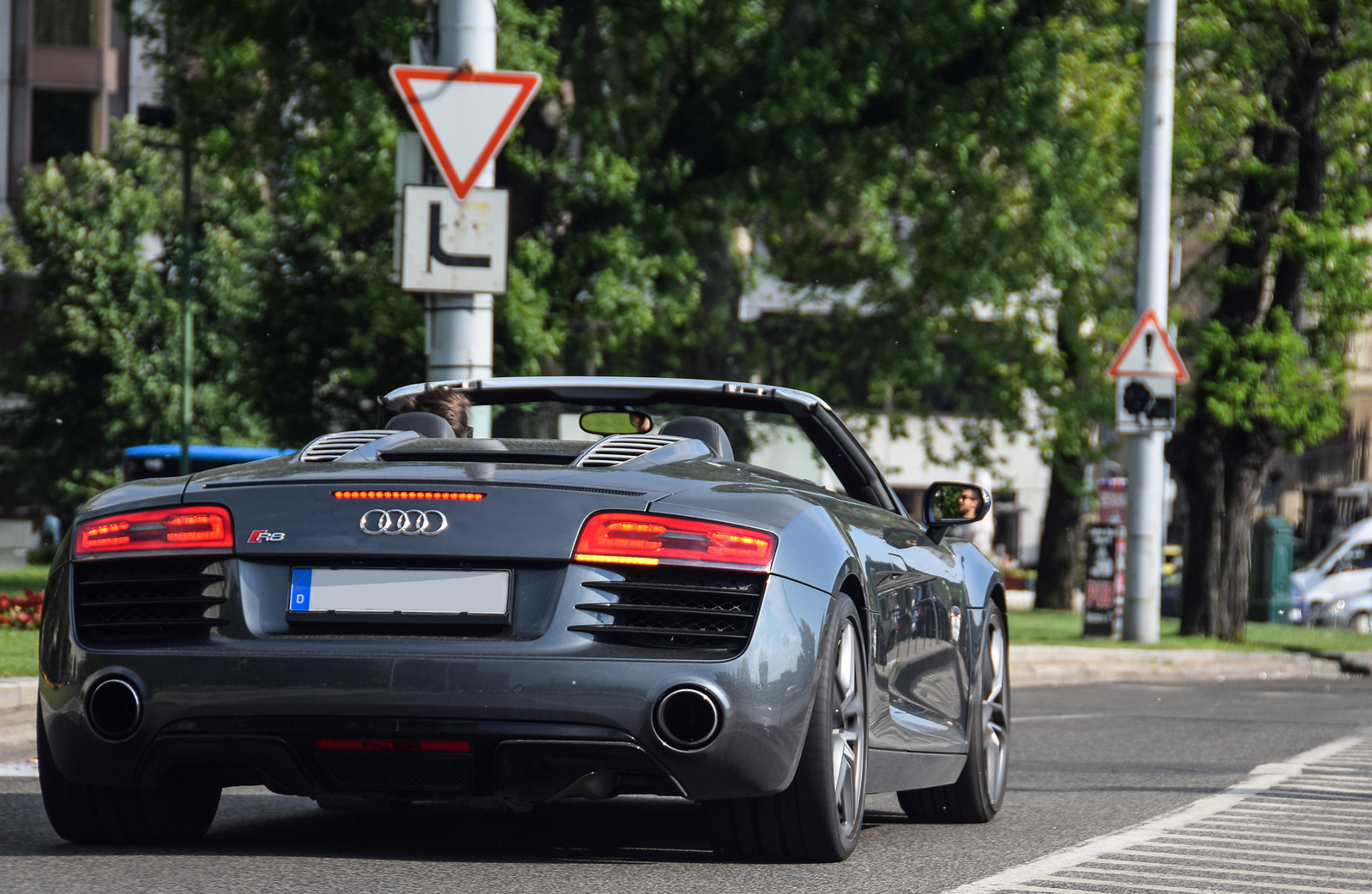 Audi R8 Spyder