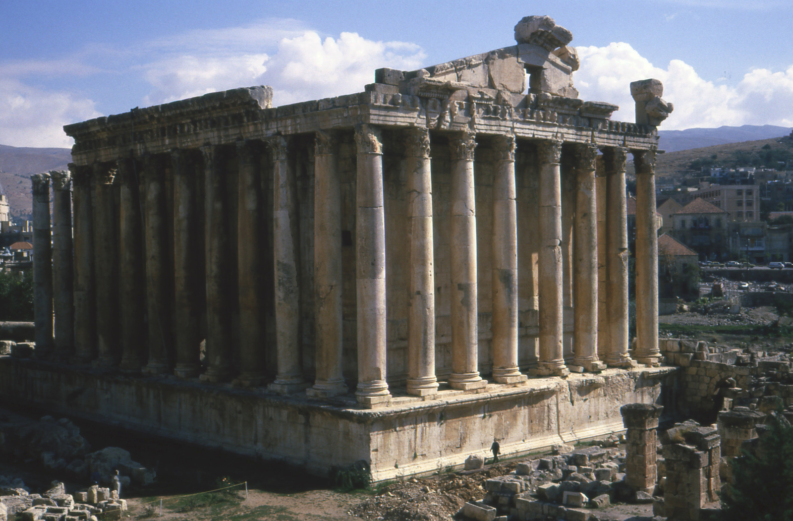 Baalbek Bacchus templ.