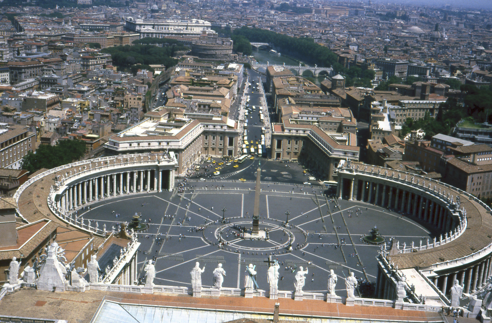 Róma Szt. Péter bazilika előtti tér