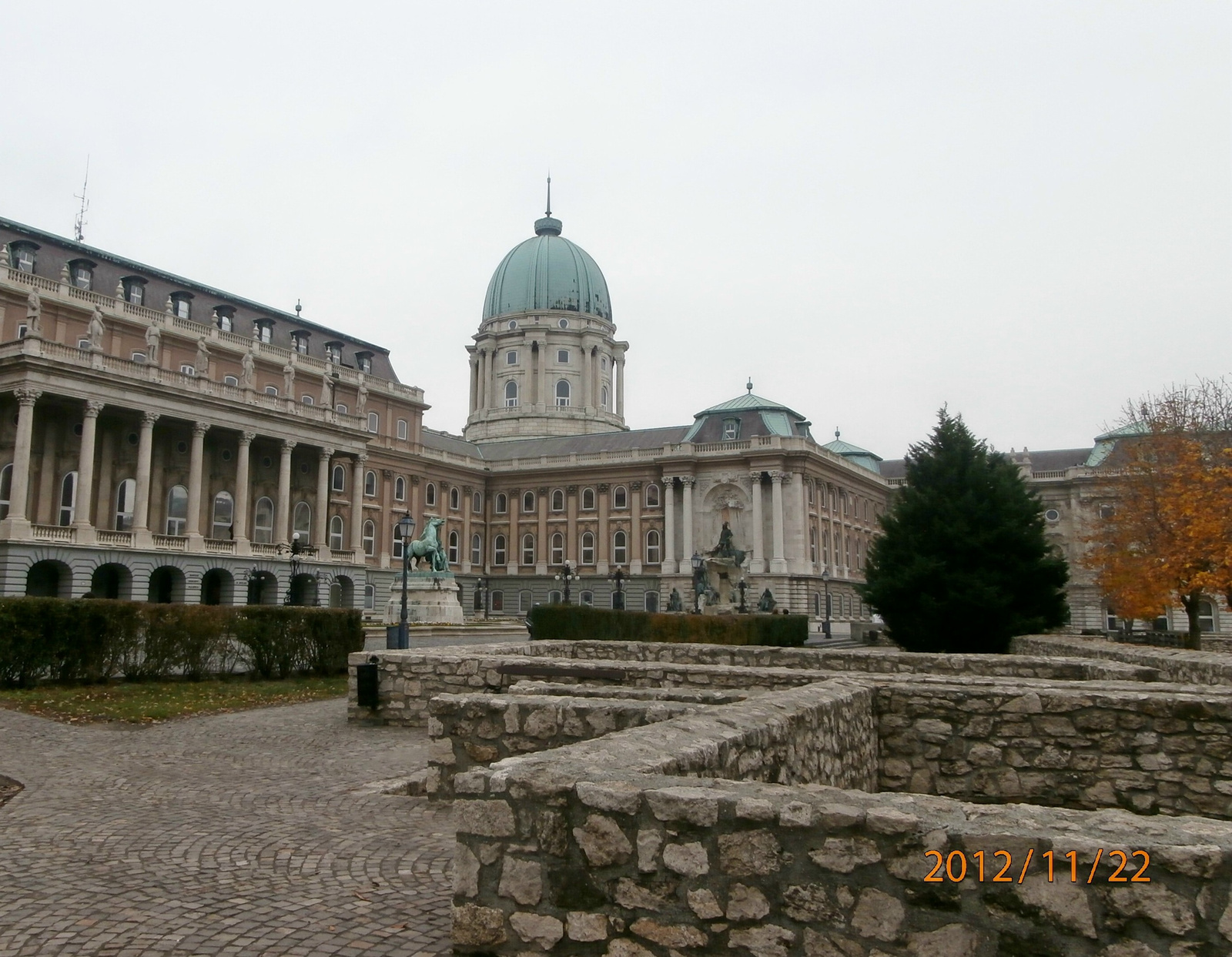 vár 1, Budavári Palota