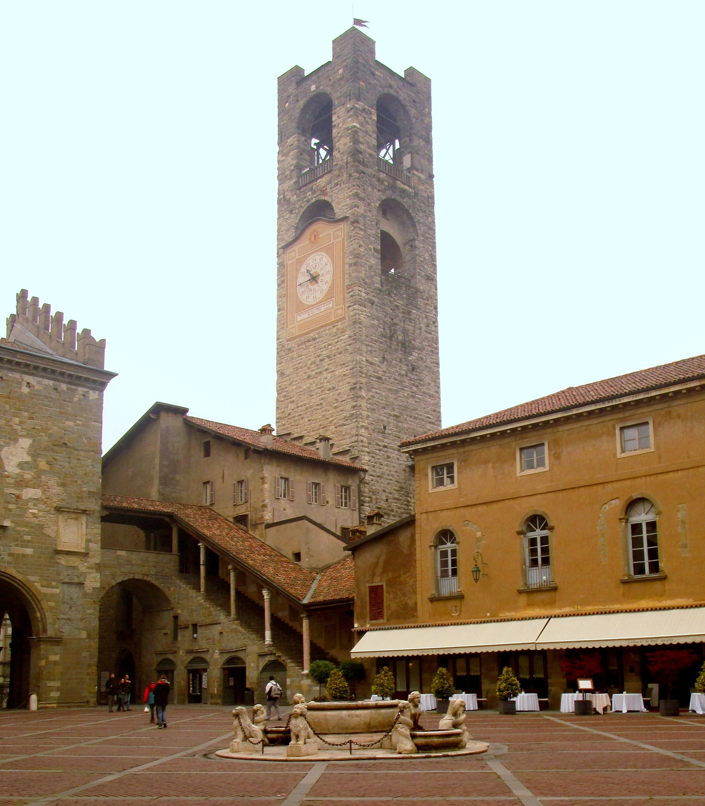 Bergamo, piazza Vecchia