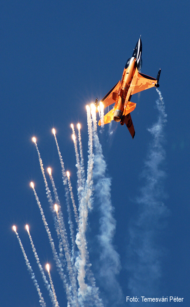 Kecskemet holland F-16 130803-01