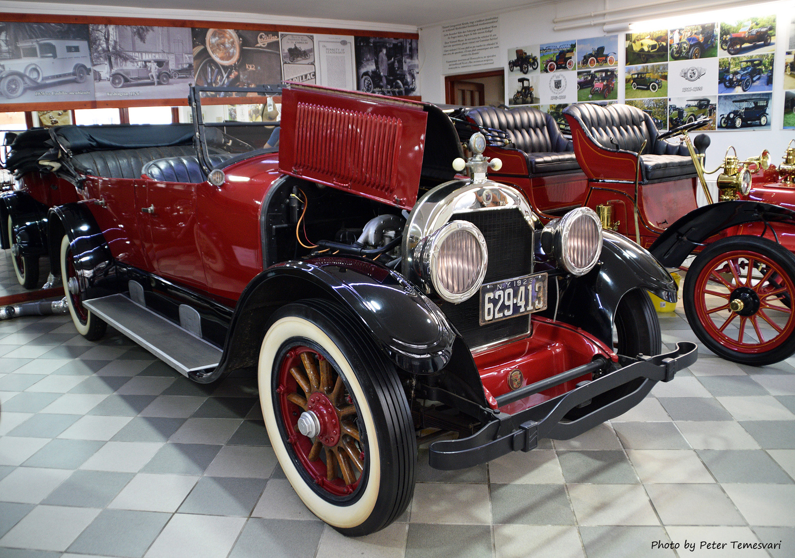 1923 Cadillac Phaeton Convertible-01