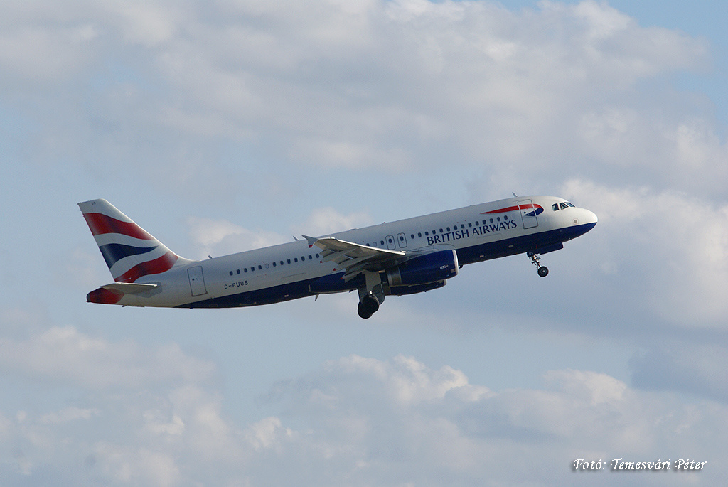 Heathrow British A319-01