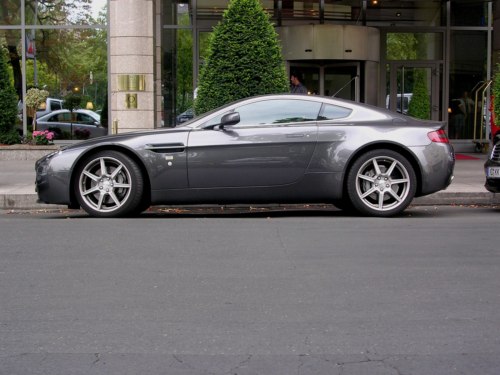 Aston Martin Vantage