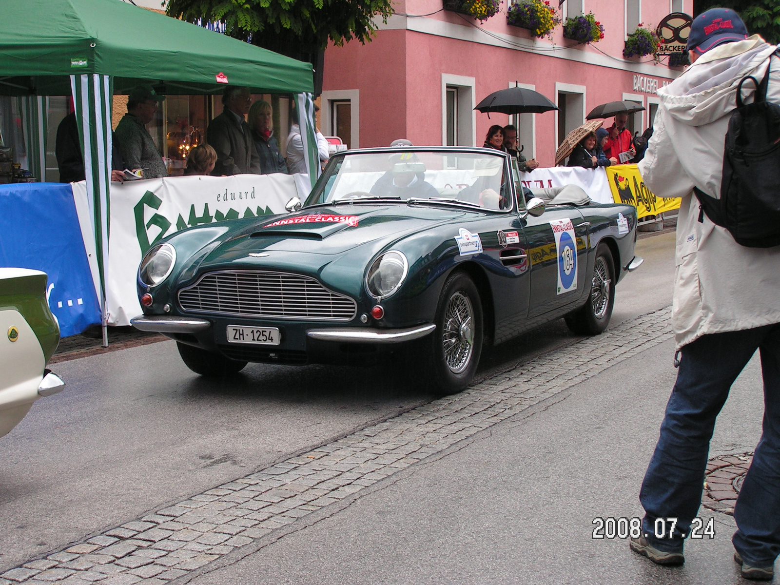 Aston Martin DB6