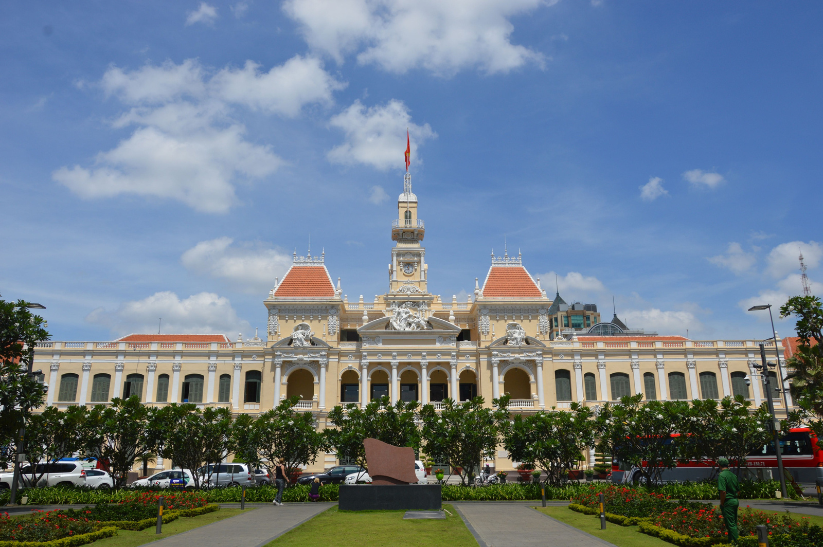 23 Saigon Városháza teljes kép