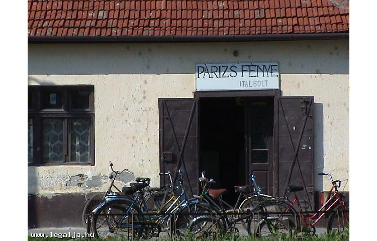 20041214 parizsfenye