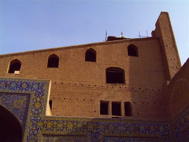 Iszfahán, a Sah-mecset téglarakásos fala