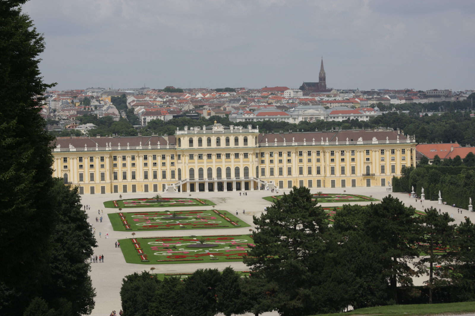 Schonbrunn 16