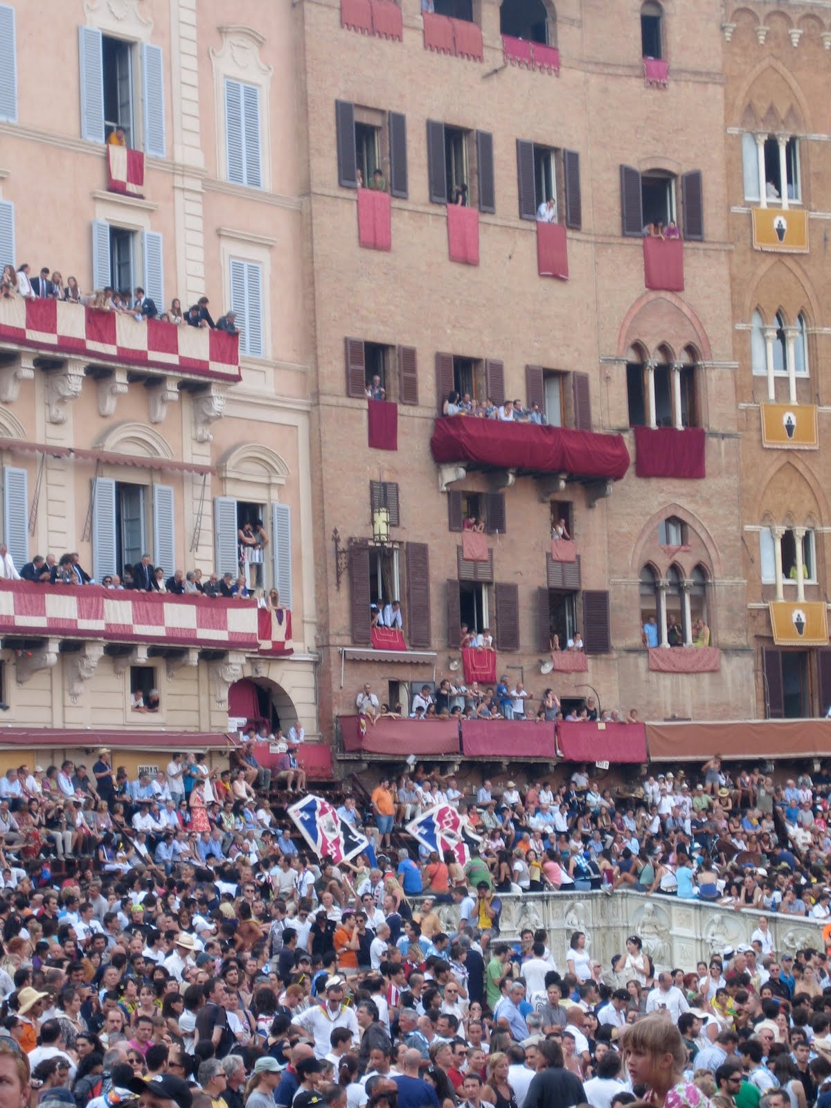 Sienai lóverseny /Palio/