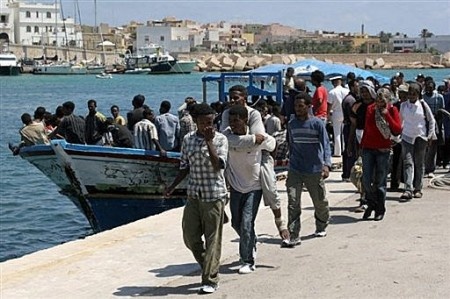 afp-july152009-lampedusa-450x299