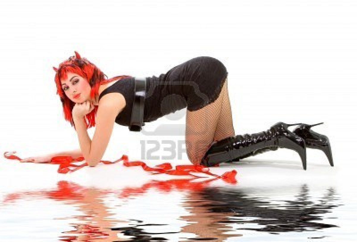 sexy-devil-woman-isolated-on-the-white-background