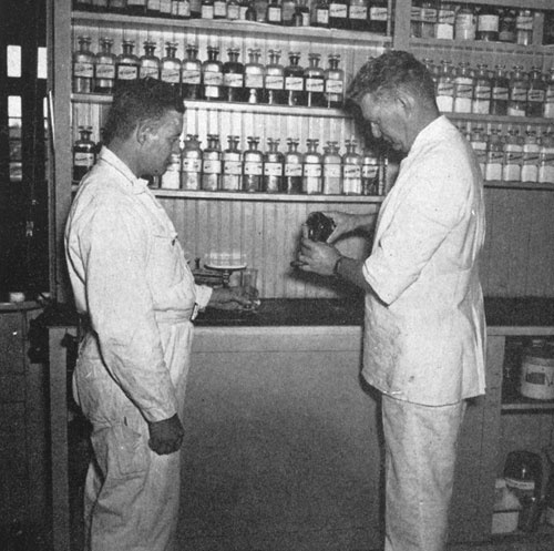 Állatorvosi gyógyszertár - 1947 pharm