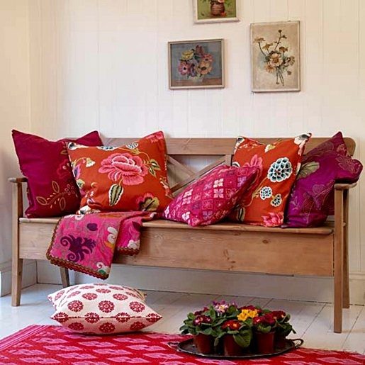 Scatter-cushions-decoration