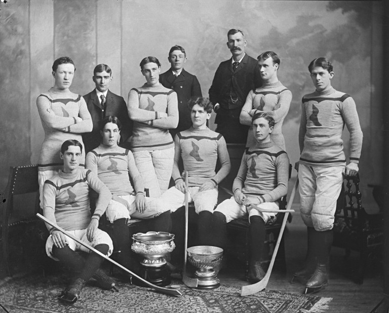Shamrock hockey team, Montreal, QC, 1899
