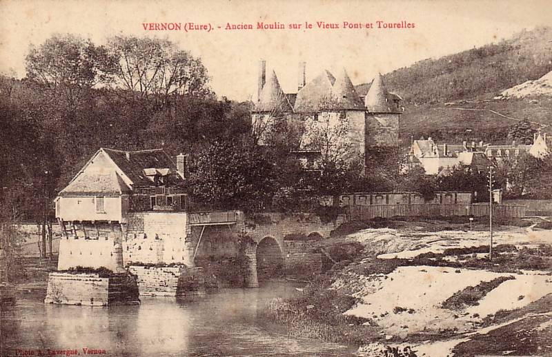 Vernon- ancien moulin sur le vieux pont