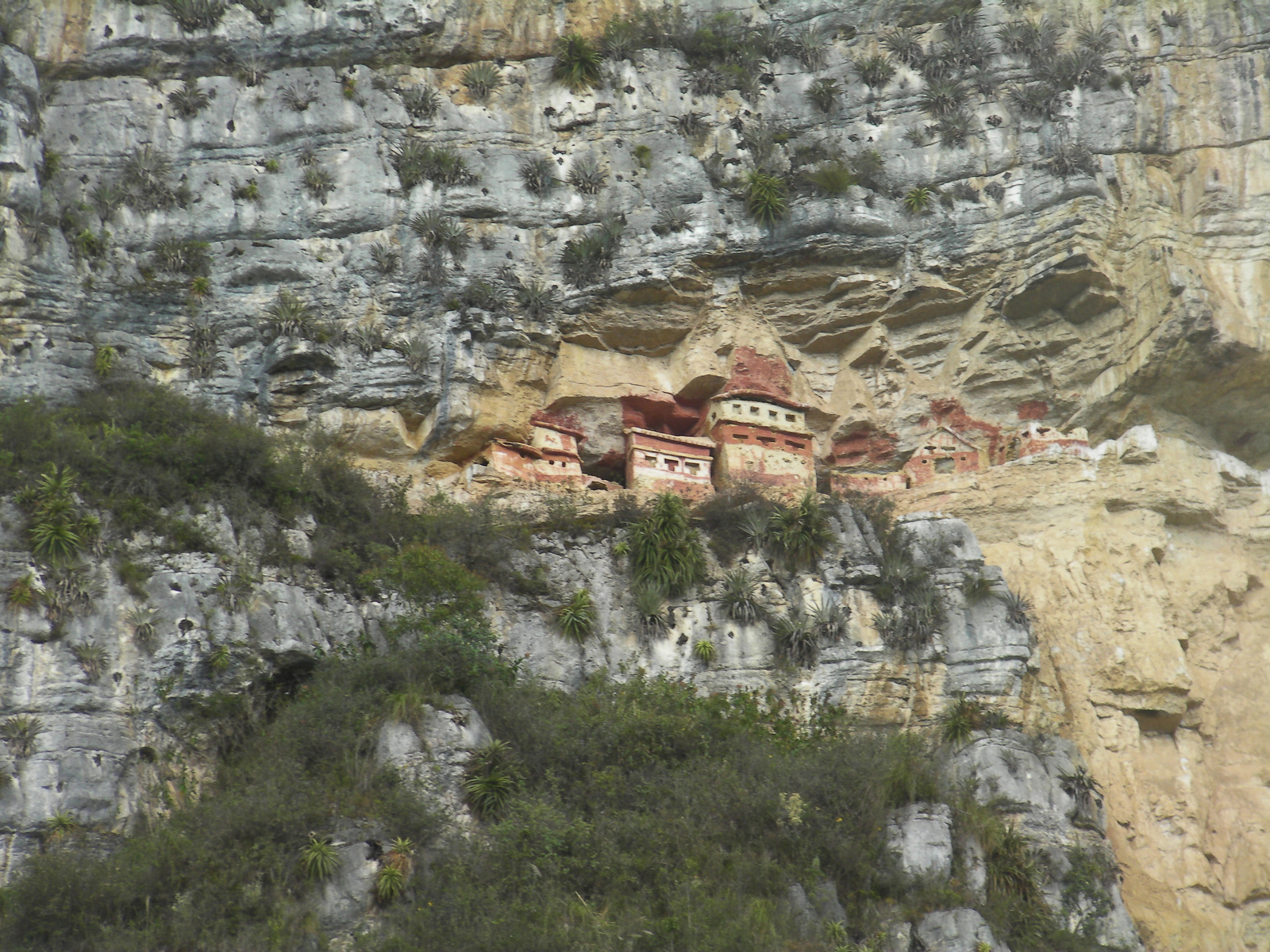 -houses-in-cliffs