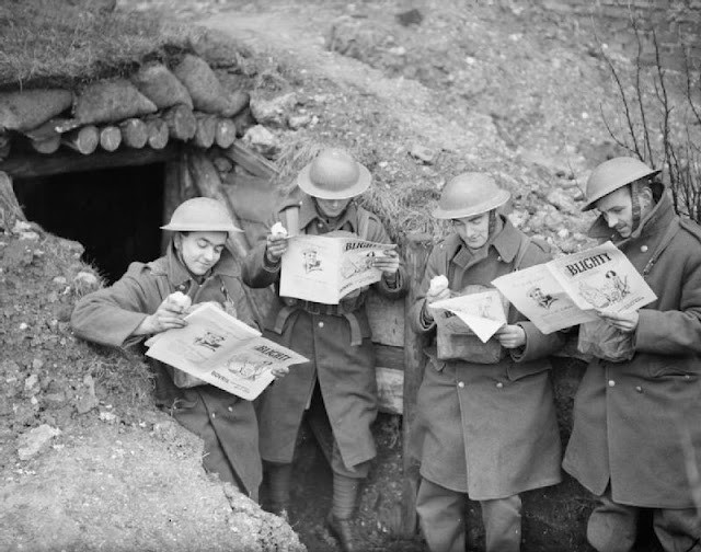 men read the army newspaper Blightly 1939