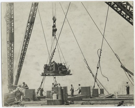 Cranes-hoisting-machinery-1931-520x417