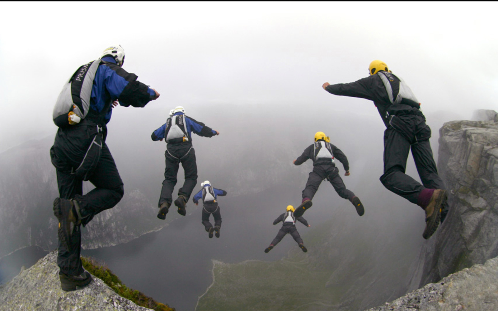 Base-Jump-Desktop-Background