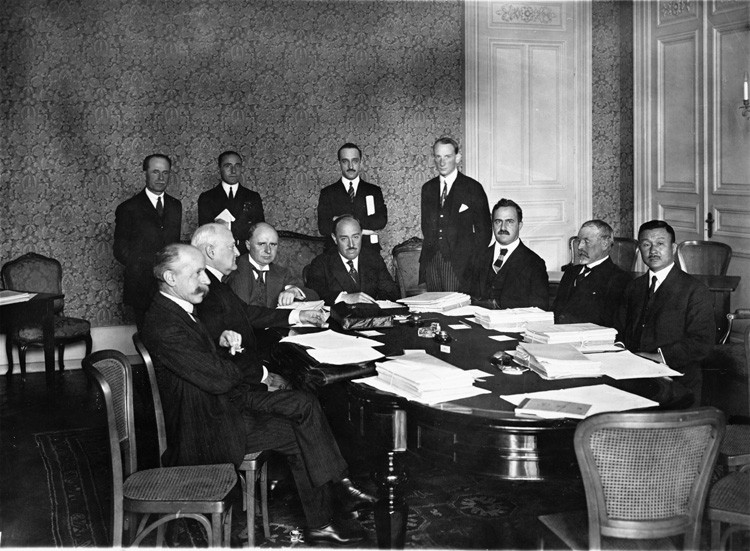 1921 A Nemzetközi Bizottsága blokád