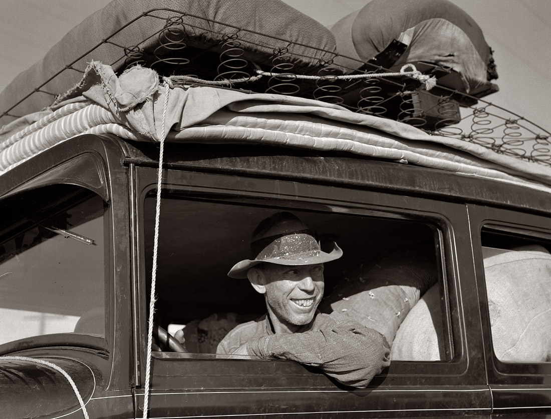 Between Tulare and Fresno on U.S. 99. Farmer 1939