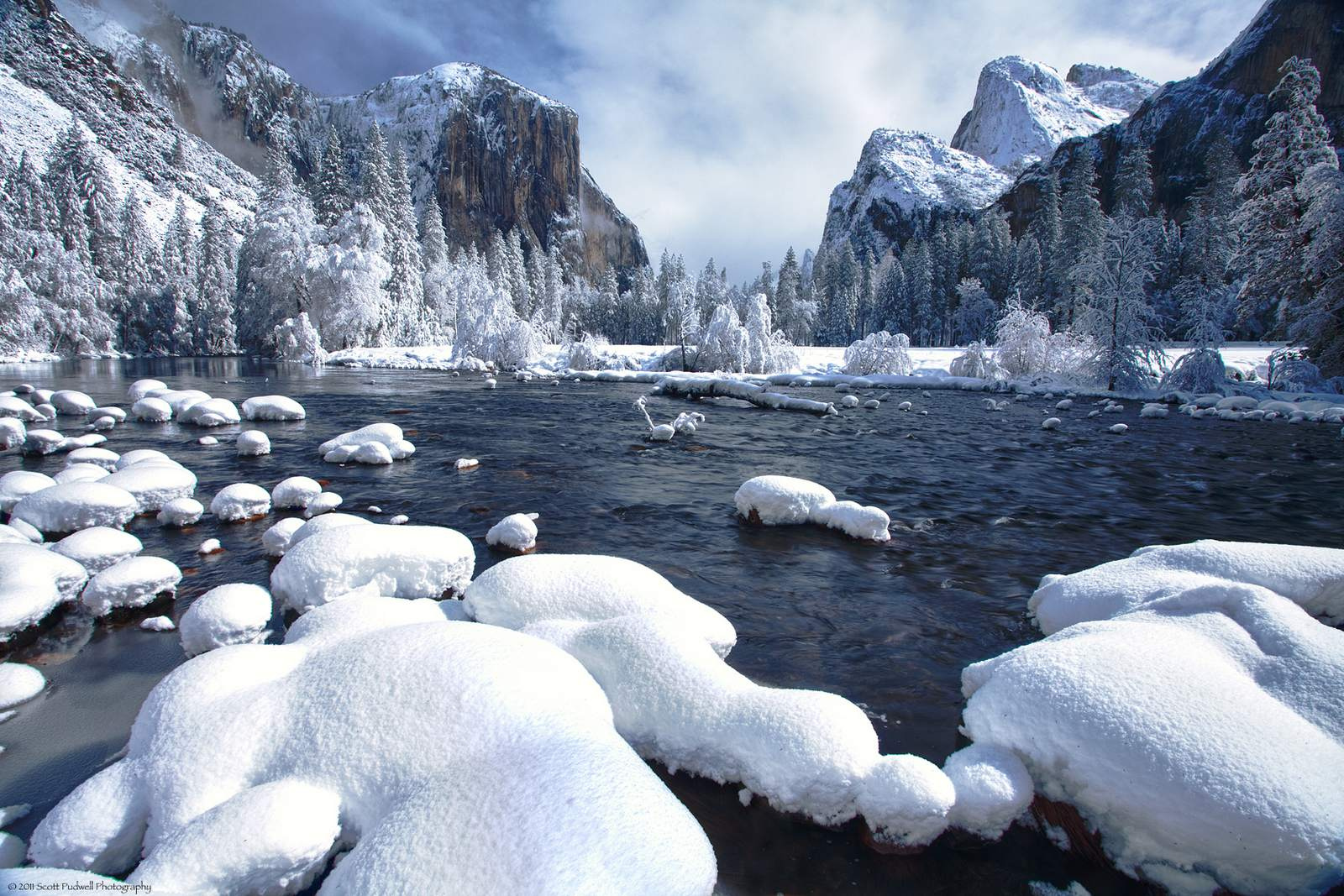 Yosemite-Valley-snow