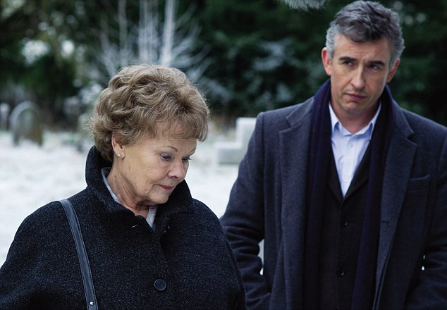 Judi Dench (Philomena Lee) and Steve Coogan (Martin Sixsmith) in