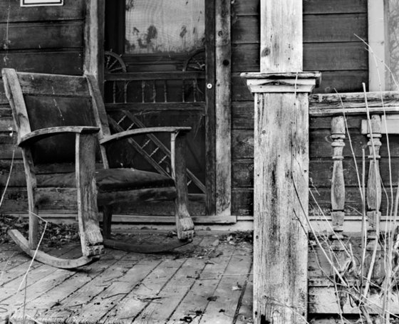 rocking-chair-on-porch