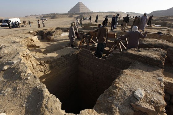 Mummies-found-in-Egyp